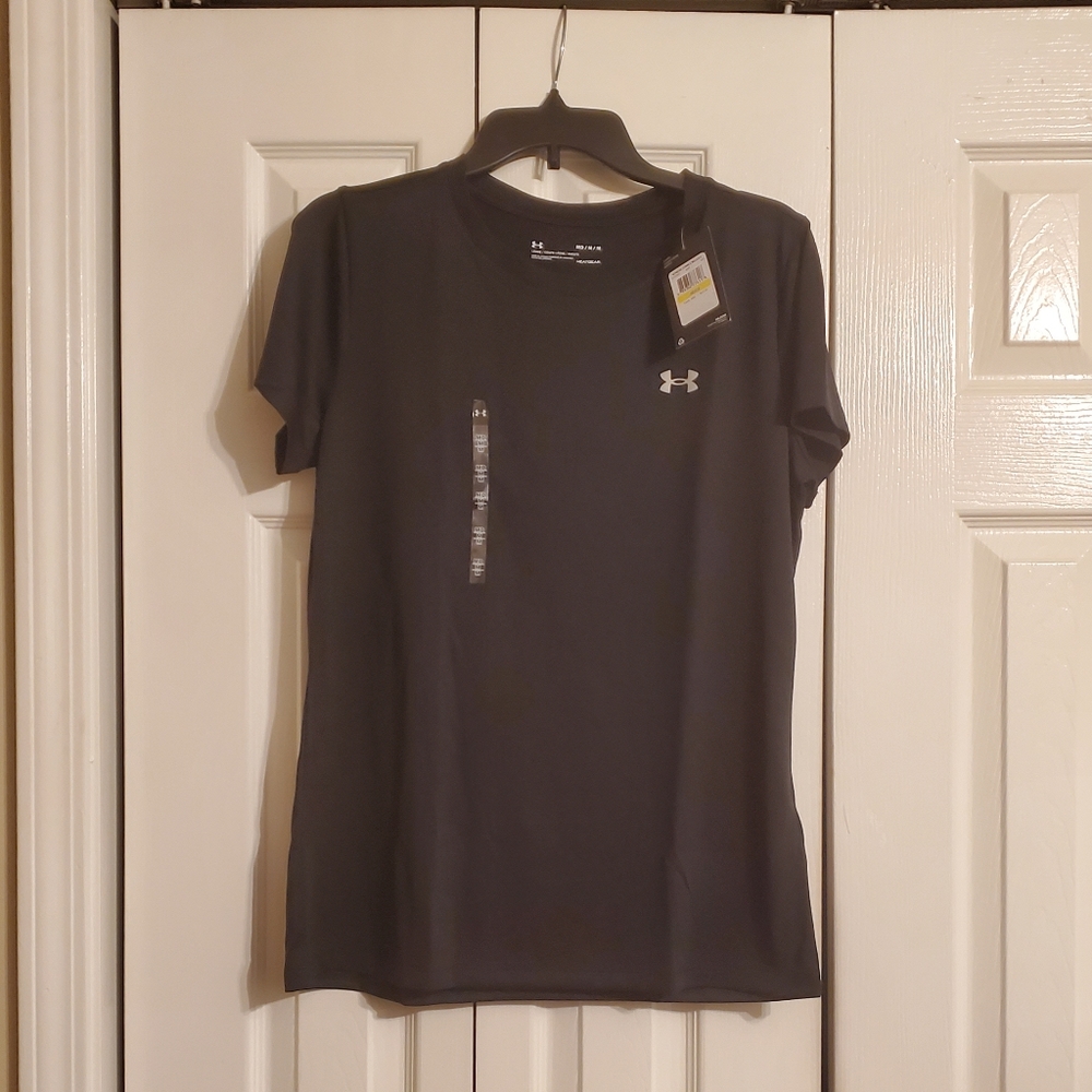 Under Armour Black Loose Tee. NEW.